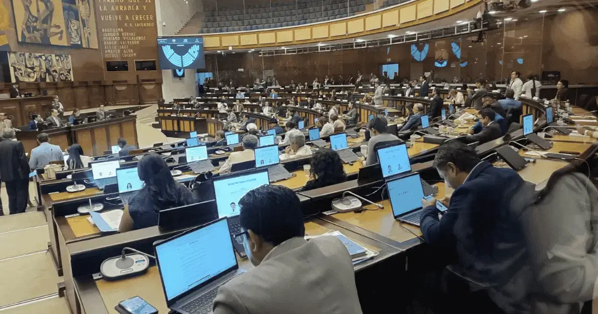 Asamblea aprueba Ley de Aviación Civil pese a observaciones