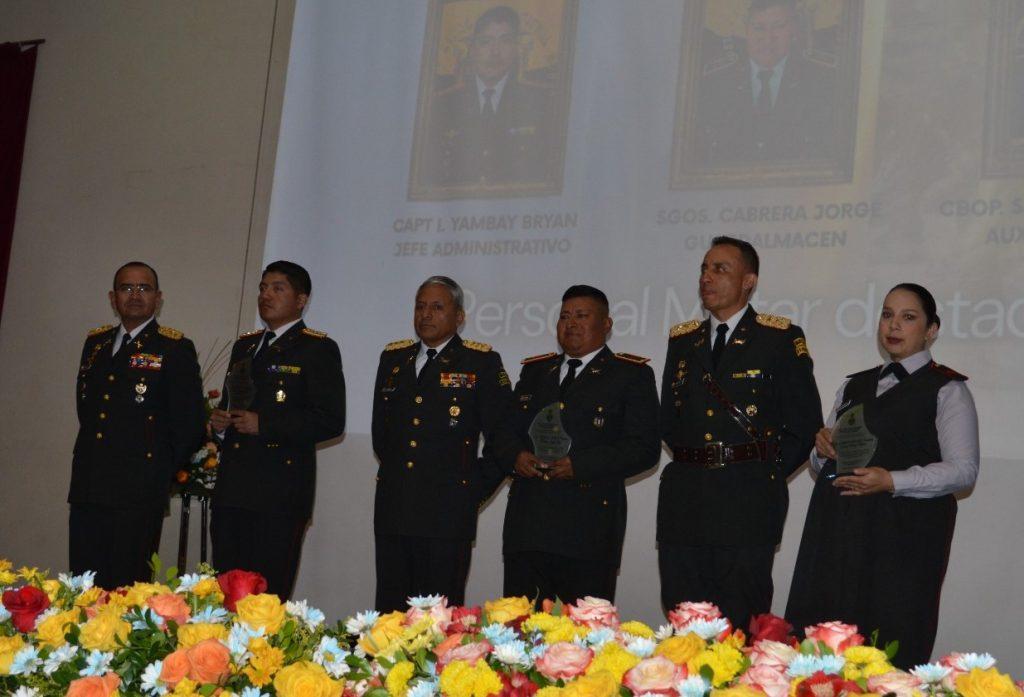 Colegio Militar Abdón Calderón celebra 34 años
