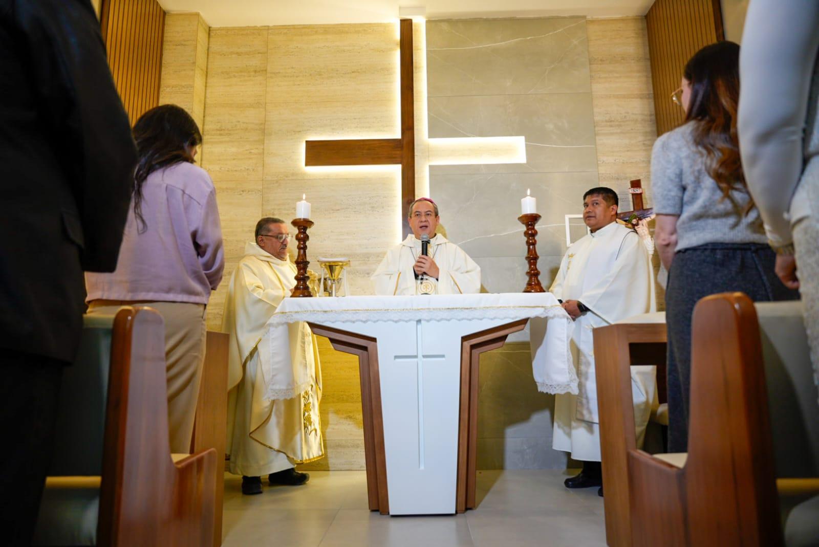 Inauguran capilla en el aeropuerto Mariscal La Mar de Cuenca