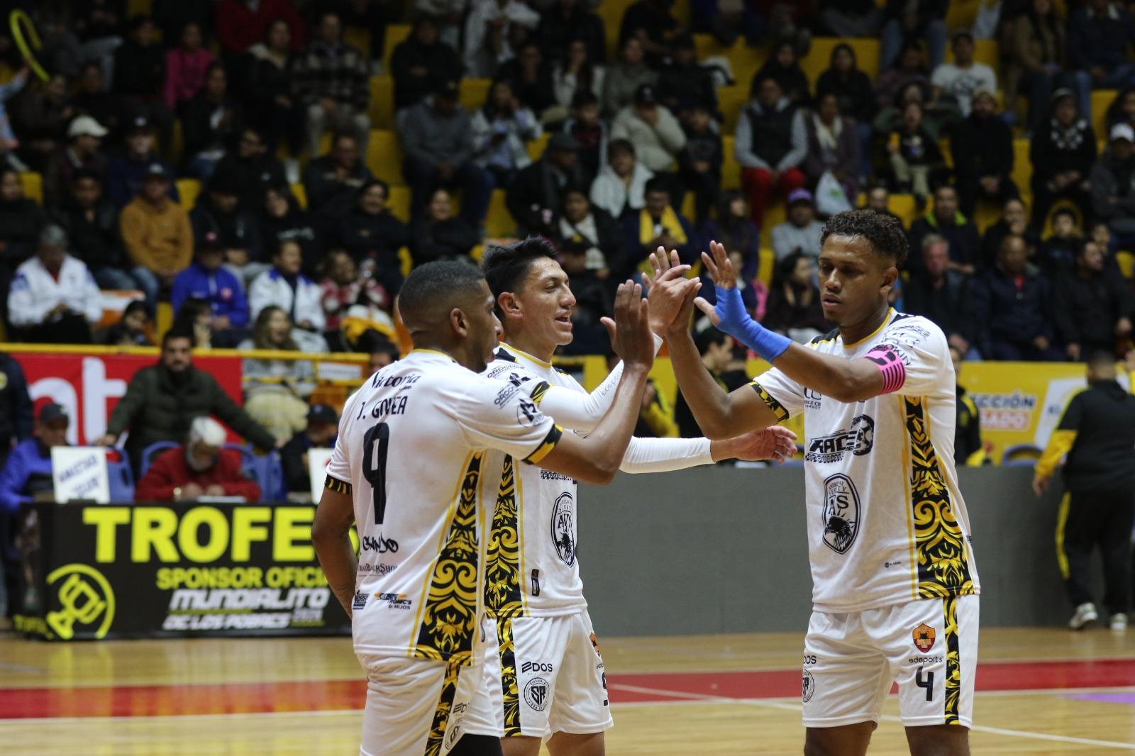 Ciudades líderes buscan mantener el invicto en el Mundialito de los Pobres