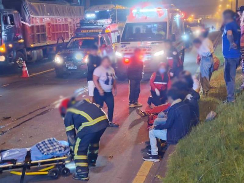 Cinco heridos tras accidente de tránsito en la vía Otavalo–Cotacachi