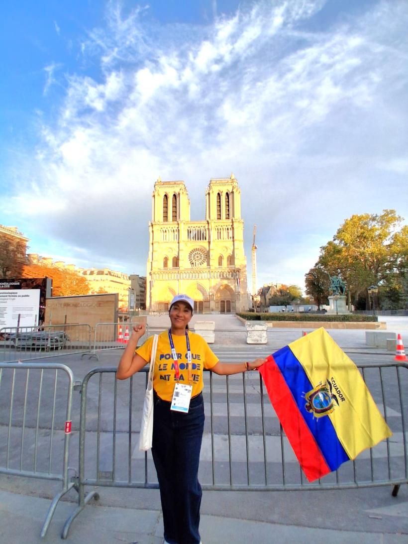 Ecuatoriana de Ambato será voluntaria en misa del papa León XIV en París