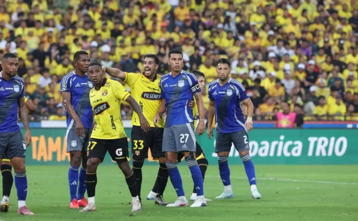 Romario Caicedo rechazó oferta de Barcelona SC por lealtad a Emelec