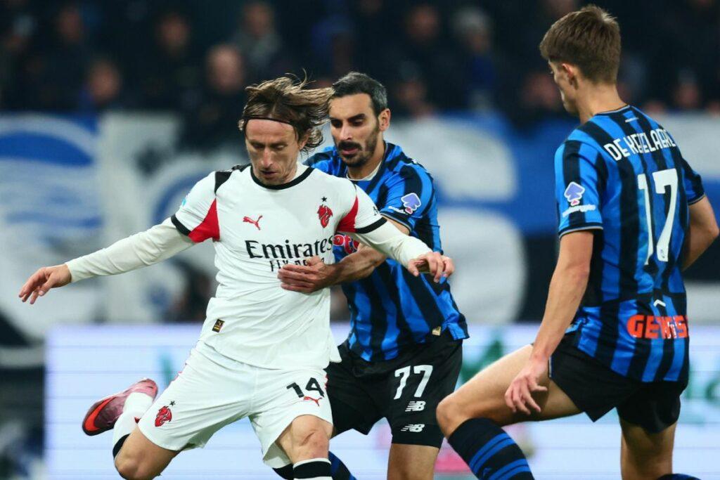 El AC Milan sin Pervis Estupiñán vuelve a ceder puntos en la Serie A