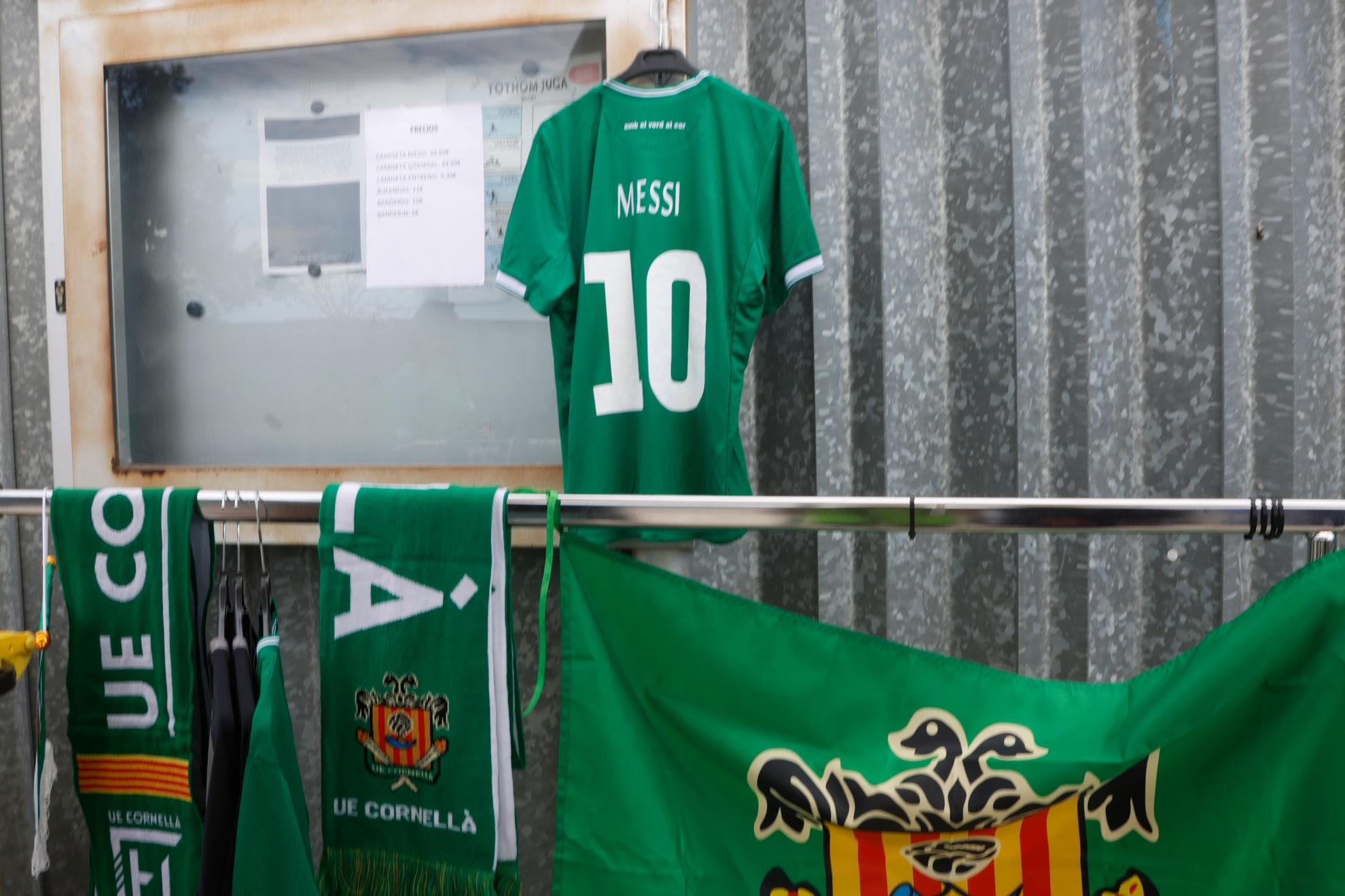 Cornellà vibra con Messi y supera en Instagram al Espanyol