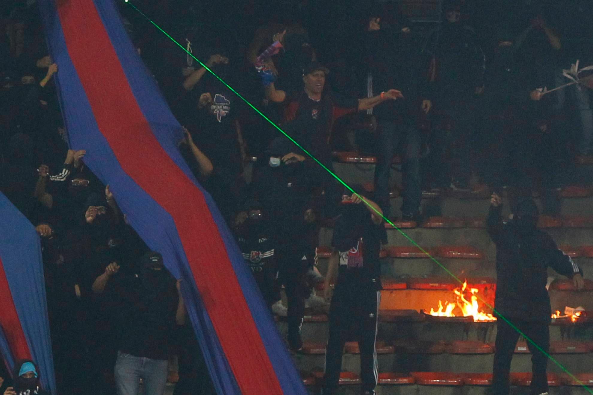 Suspendido el DIM vs Flamengo por disturbios en Copa Libertadores