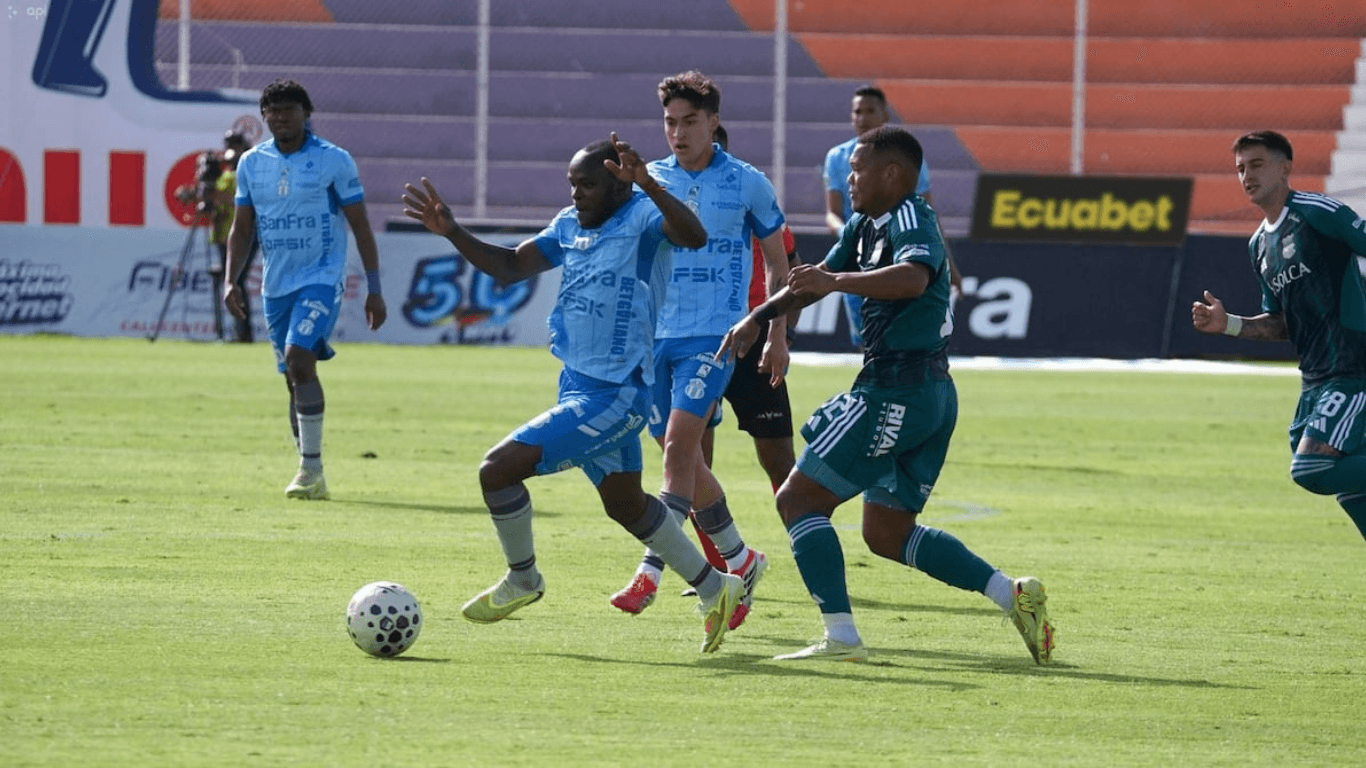 Independiente del Valle lidera Liga Pro y avanza en Copa Sudamericana