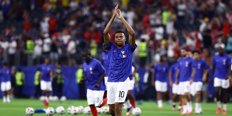 Mbappé, rey del KO mundial, aún sin gol en semis