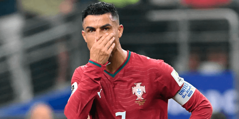 Cristiano Ronaldo sale de la concentración de Portugal y anuncia que revelará la verdad