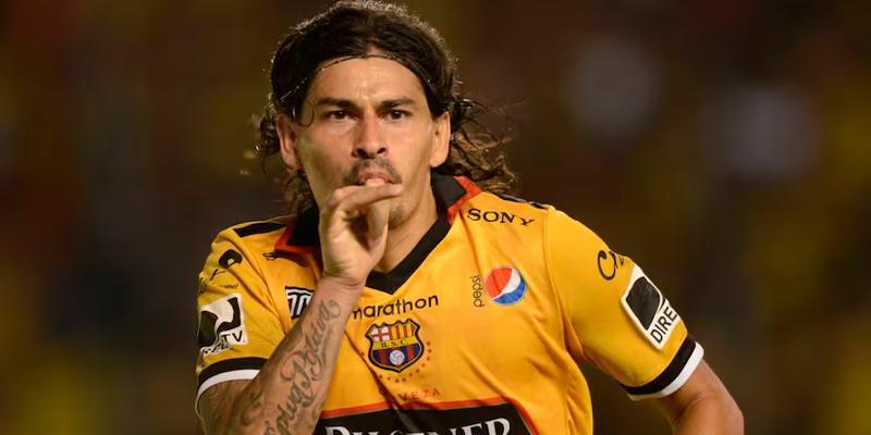 ¡MUY CONTENTO ISMAEL BLANCO CON QUE BARCELONA SC LE HAYA HECHO CASO Y DIMITIDO A CÉSAR FARÍAS!