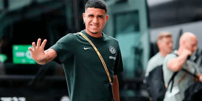 Kendry Páez queda fuera del primer equipo del Chelsea según Xabi Alonso
