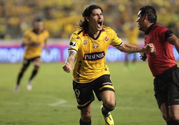 "¡Mañana mismo estaría si me llaman!" Ismael Blanco se hace la VÍCTIMA para dirigir a Barcelona SC