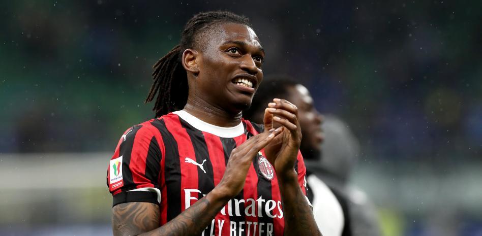Rafael Leão fue puesto en venta por el AC Milan