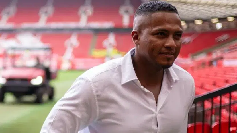 Antonio Valencia pide unión a la afición tras empate de Ecuador