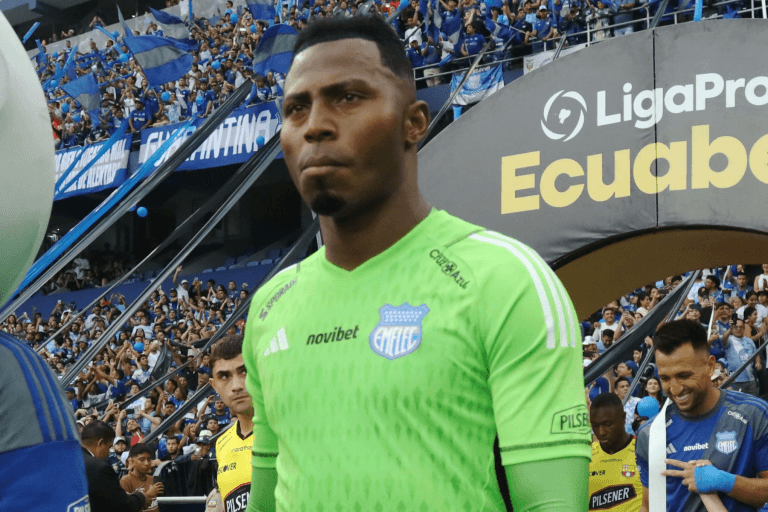 Baja entre dos a tres semanas: El parte médico oficial del Emelec sobre Pedro Ortiz