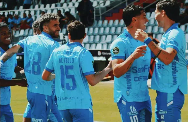 Macará GOLEÓ a Deportivo Cuenca que se COMPLICA y se queda en zona de descenso