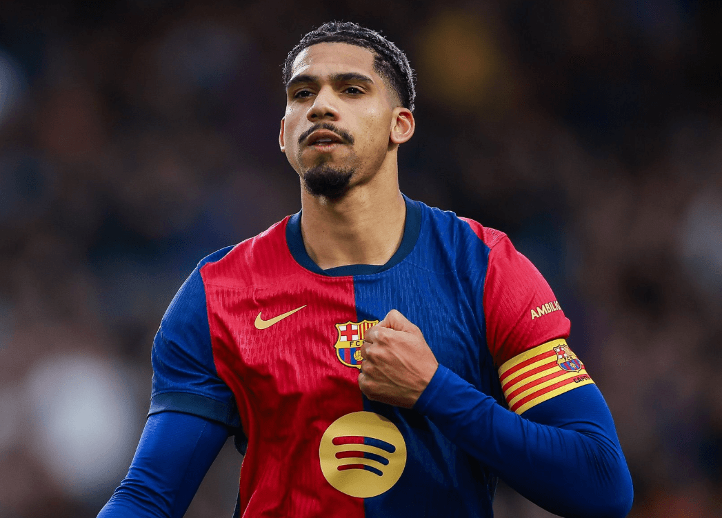 Ronald Araujo llegará al Liverpool en calidad de cedido