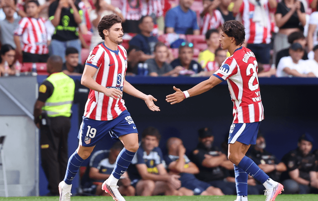 Julián Álvarez y su guiño al Barça en pleno mercado