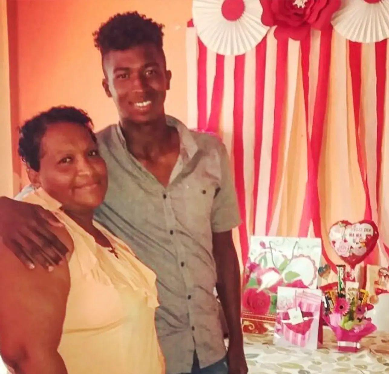Pacho: la carta sobre su debut y la pérdida de su madre