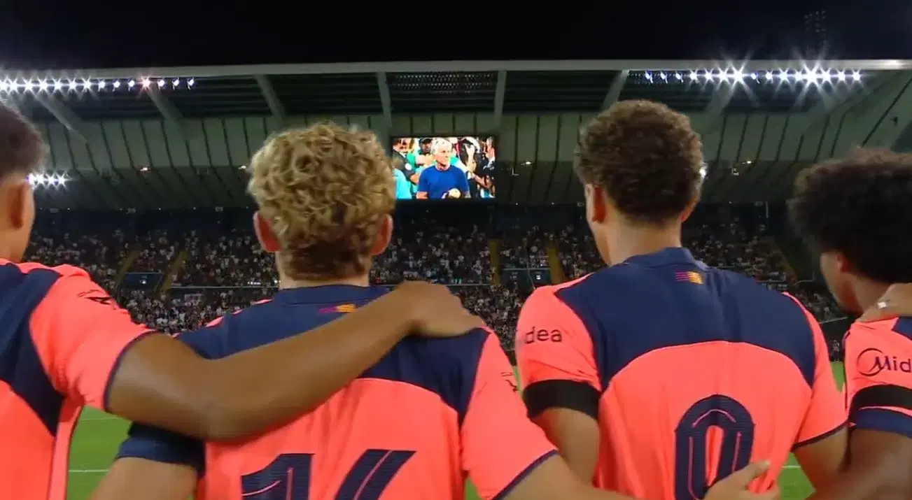 Emotivo homenaje del Barça a Jorge Messi