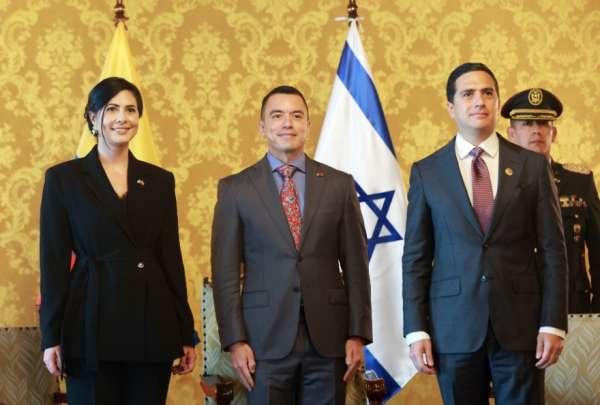Presidente Noboa acredita a embajadores de Chile, Israel, Canadá y Egipto