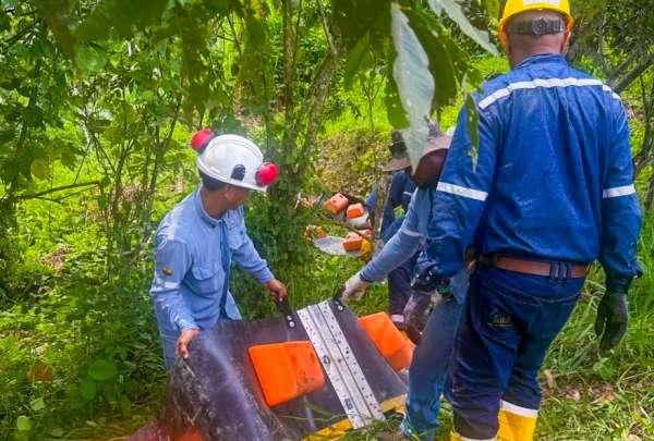 Petroecuador controla fuga de crudo en el SOTE en Quinindé