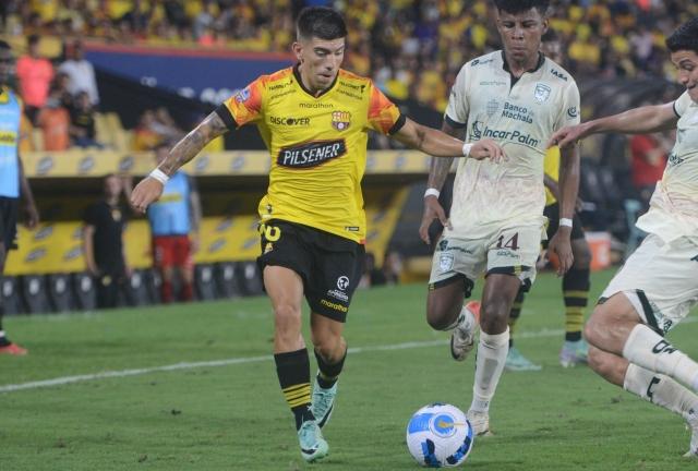 Aucas sorprende con el fichaje de Braian Oyola