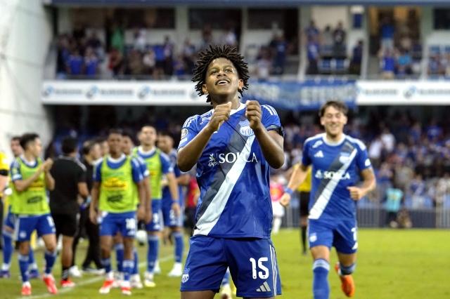 Emelec gana 4-0 a Club Atlético Rafaela en amistoso