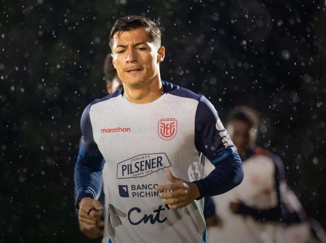 Alan Franco destaca el desafío de Ecuador ante Japón
