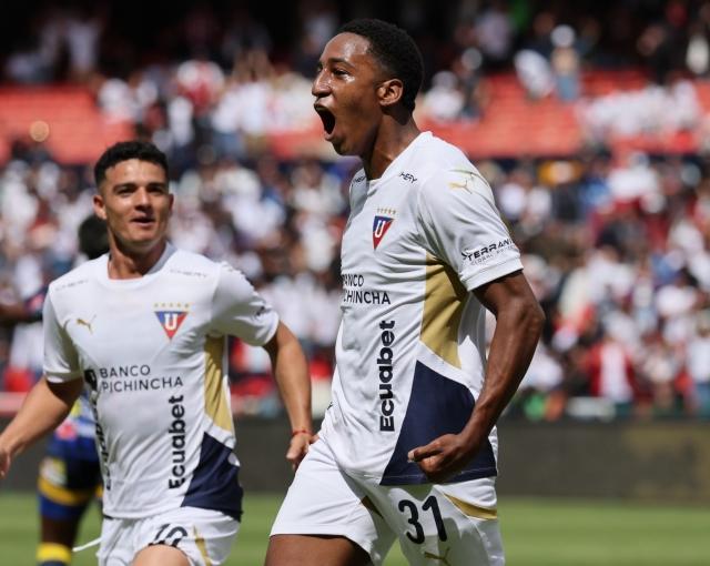 Daniel de la Cruz jugará en el Nacional de Madeira