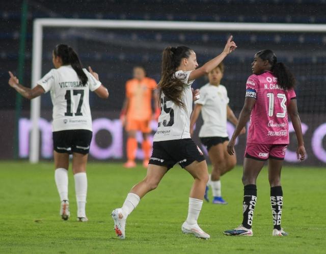 Dragonas IDV cae 5-0 ante Corinthians y dice adiós a Libertadores Femenina