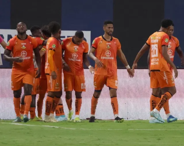 Libertad FC sorprende y vence 3-2 a Independiente del Valle en Sangolquí