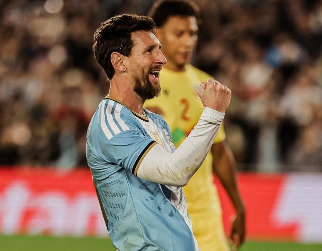 Lionel Messi brilla en despedida con Argentina con gol y dos asistencias