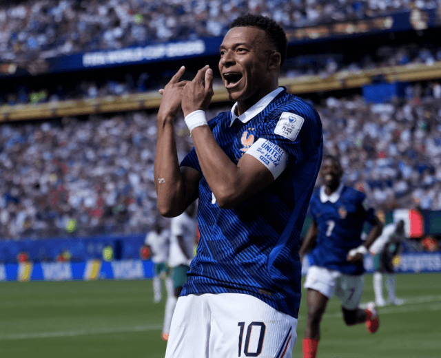 Mbappé y Dembélé igualan histórica cifra goleadora en el Mundial