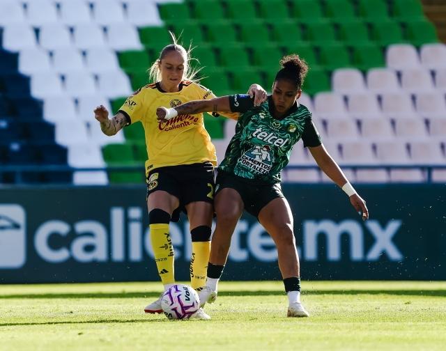 León Femenil y Nayely Bolaños sufren goleada 0-5 ante América