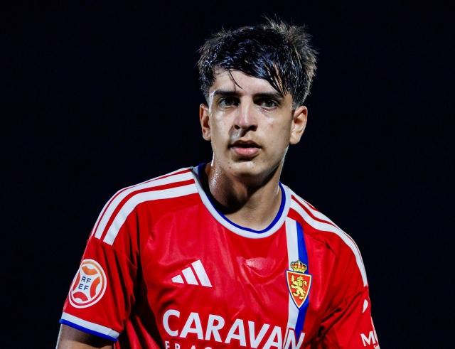 Diego Monzón debuta con Real Zaragoza y se destaca en la Primera Federación