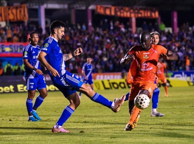 Emelec recupera jugadores clave para enfrentar a Guayaquil City
