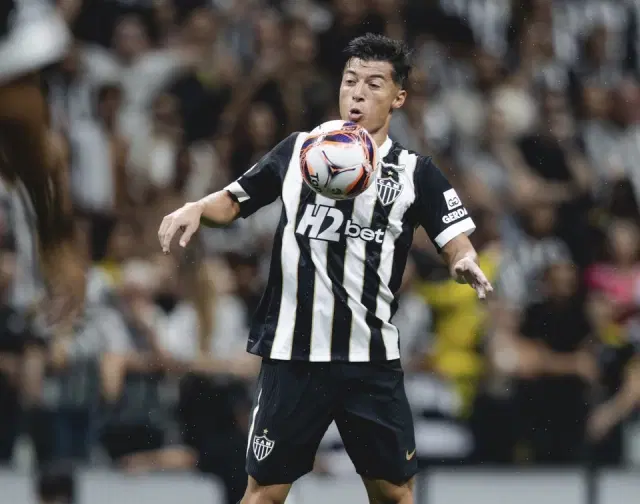 ¡Alan Franco desbloqueó una Nueva Posición en Brasil junto a un Compañero de Selección!
