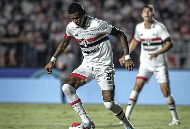Sao Paulo avanza a cuartos de la Sudamericana sin Arboleda
