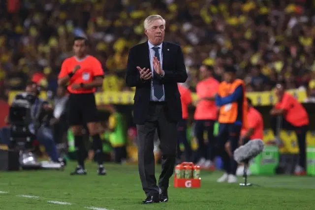 Ancelotti confirma la vuelta de Raphinha ante Paraguay y lo destaca como referente mundial