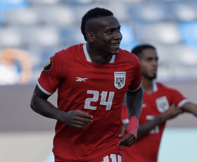 Tomás Rodríguez, mundialista, llega a Barcelona SC