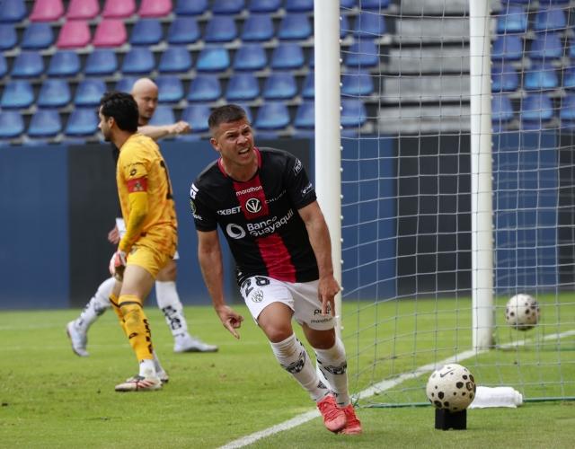 IDV remonta 2-1 a Aucas y queda cerca del bicampeonato