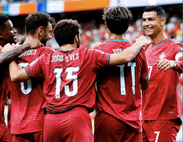 Cristiano Ronaldo llega a 941 goles y destaca en goleada de Portugal