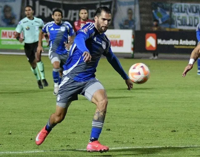 Preocupación en Emelec por el estado físico de Facundo Castelli: la enfermería azul, en alerta