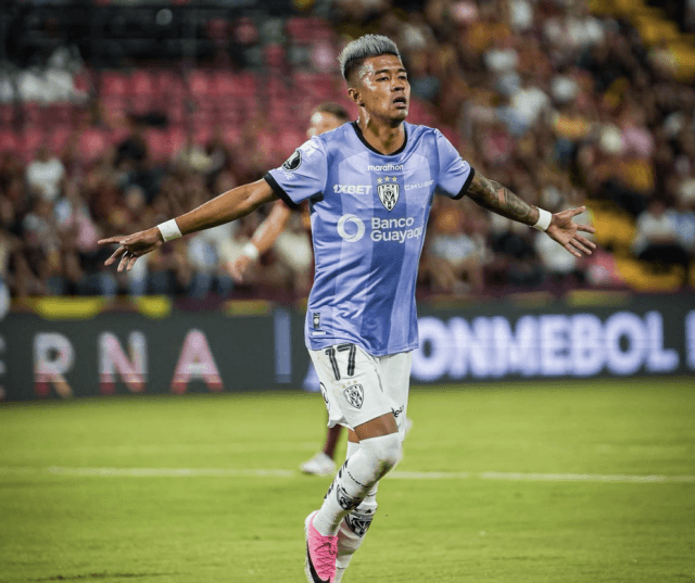 Dos ecuatorianos brillan en el once ideal de la Copa Libertadores