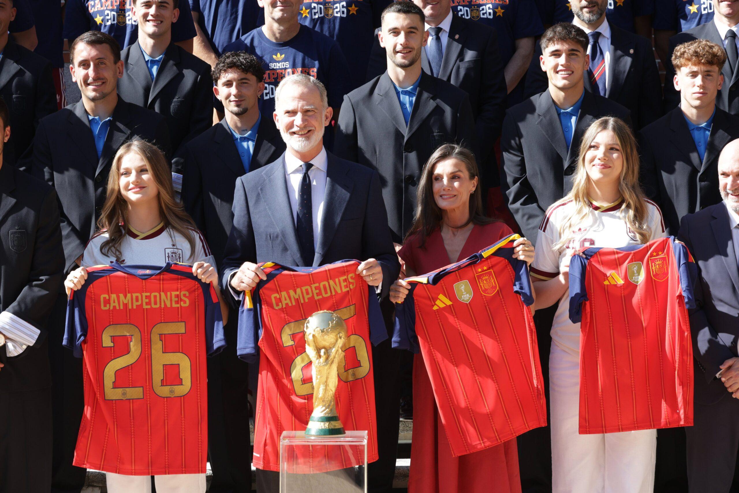 El rey de España felicita a la selección por su triunfo en el Mundial