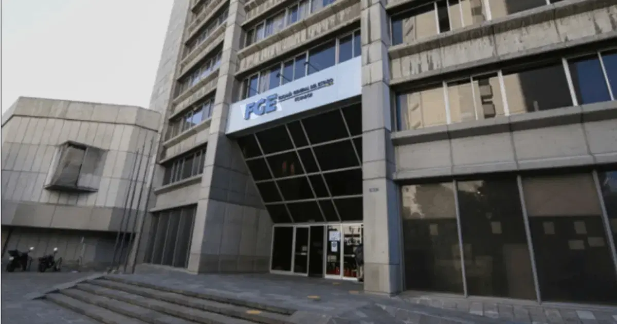 Carlos Alarcón lidera concurso para Fiscal General