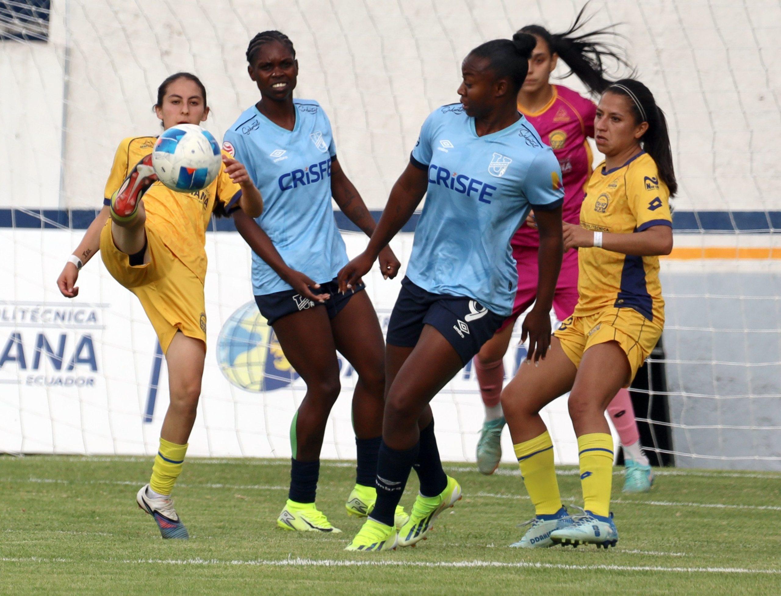 Carneras UPS cae goleado en casa por la Superliga Femenina
