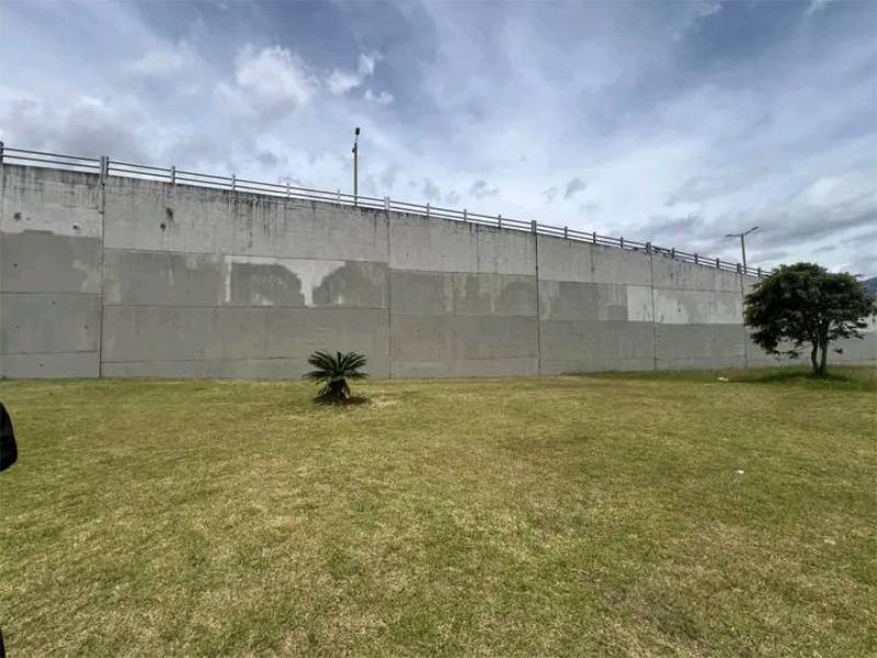 "Un muro limpio no significa un país en paz", hermano de Efraín