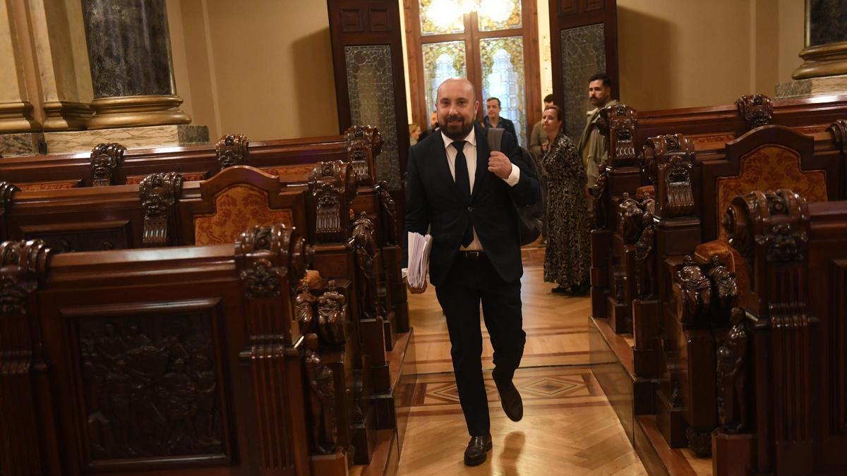 Lage defiende el cambio de topónimo del Deportivo